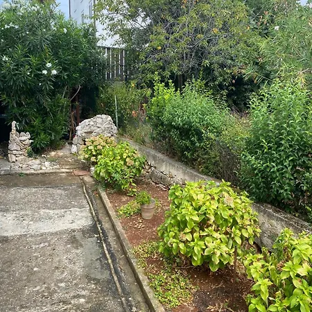 Lara, 350m From Lone Rovinj